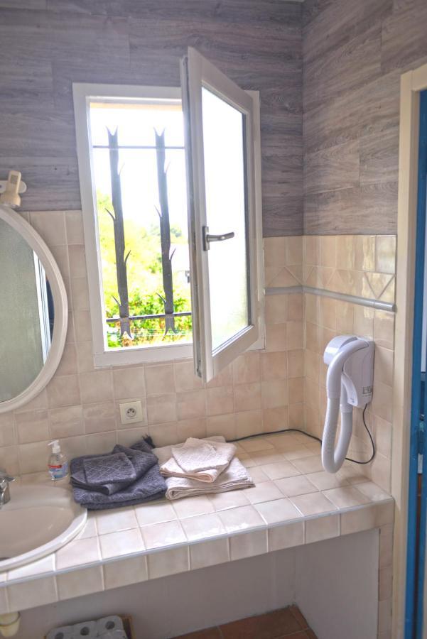 Villa Les Gabians Saint-Laurent-du-Var Bagian luar foto